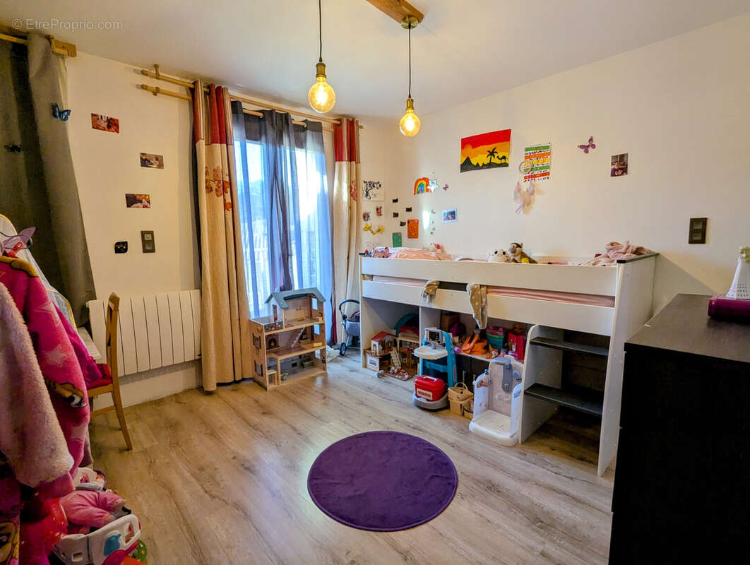 Maison à PARAZA