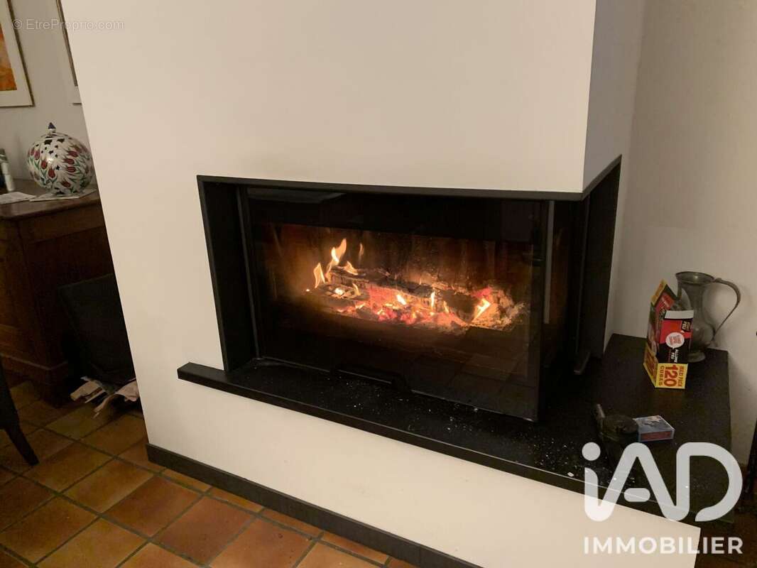 Maison 183 m² à Saint-Paul  - photo 7