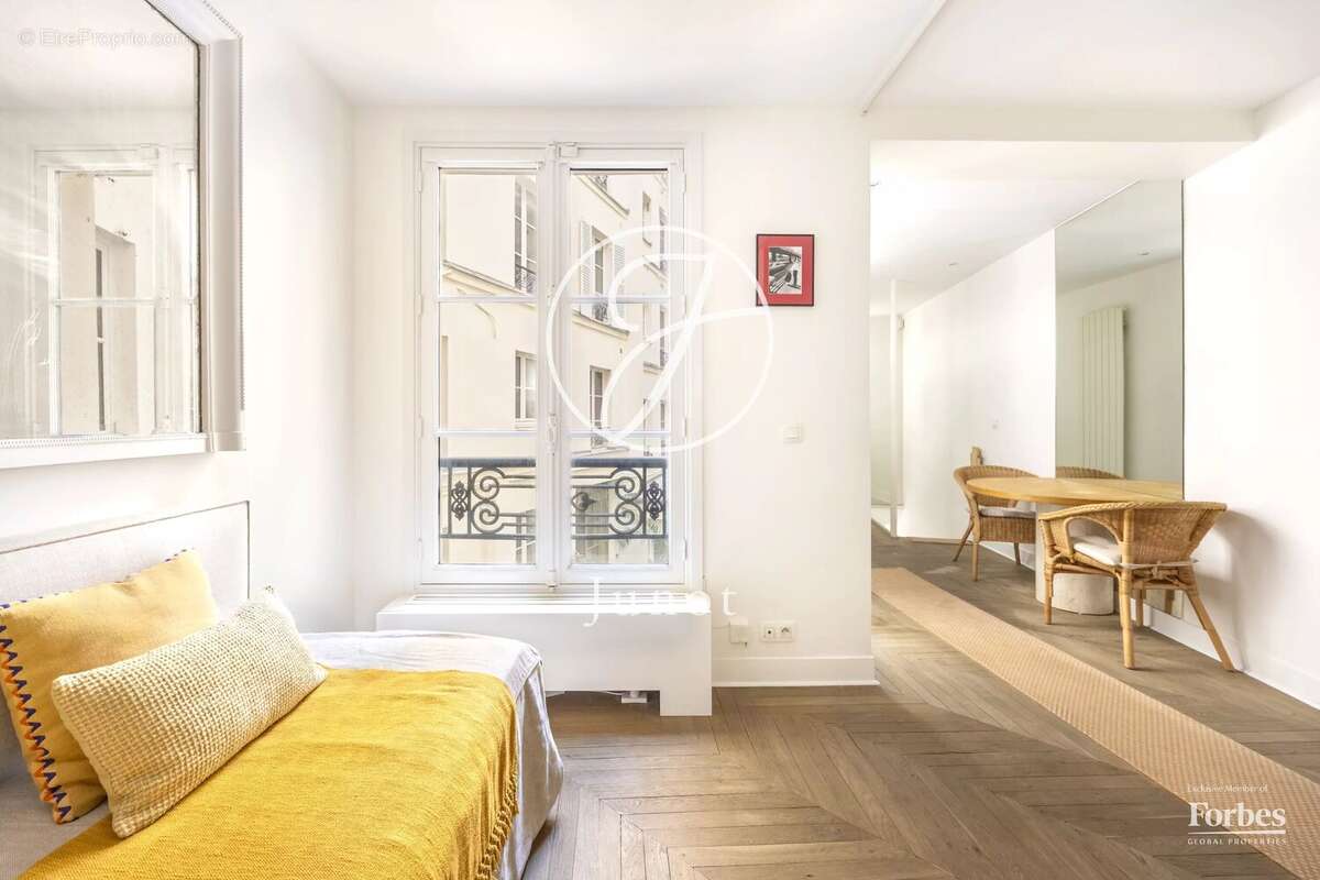 Appartement à PARIS-6E