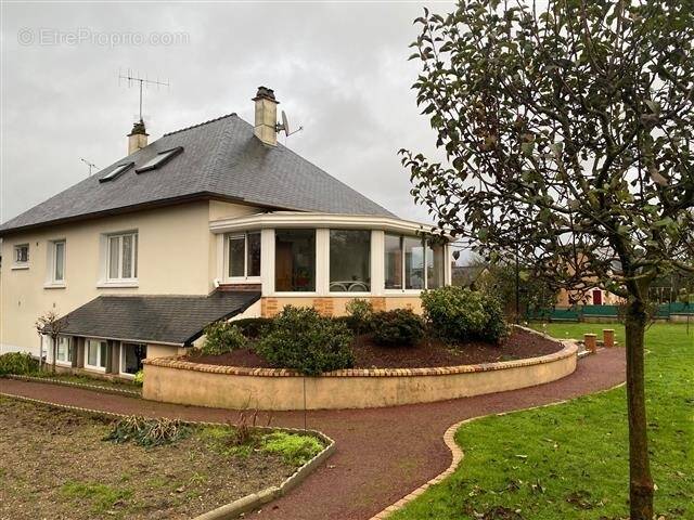 Maison à BONCHAMP-LES-LAVAL