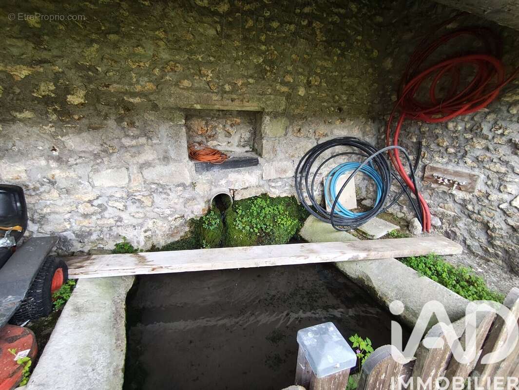 Maison 278 m² à Coulonges-Cohan  - photo 5