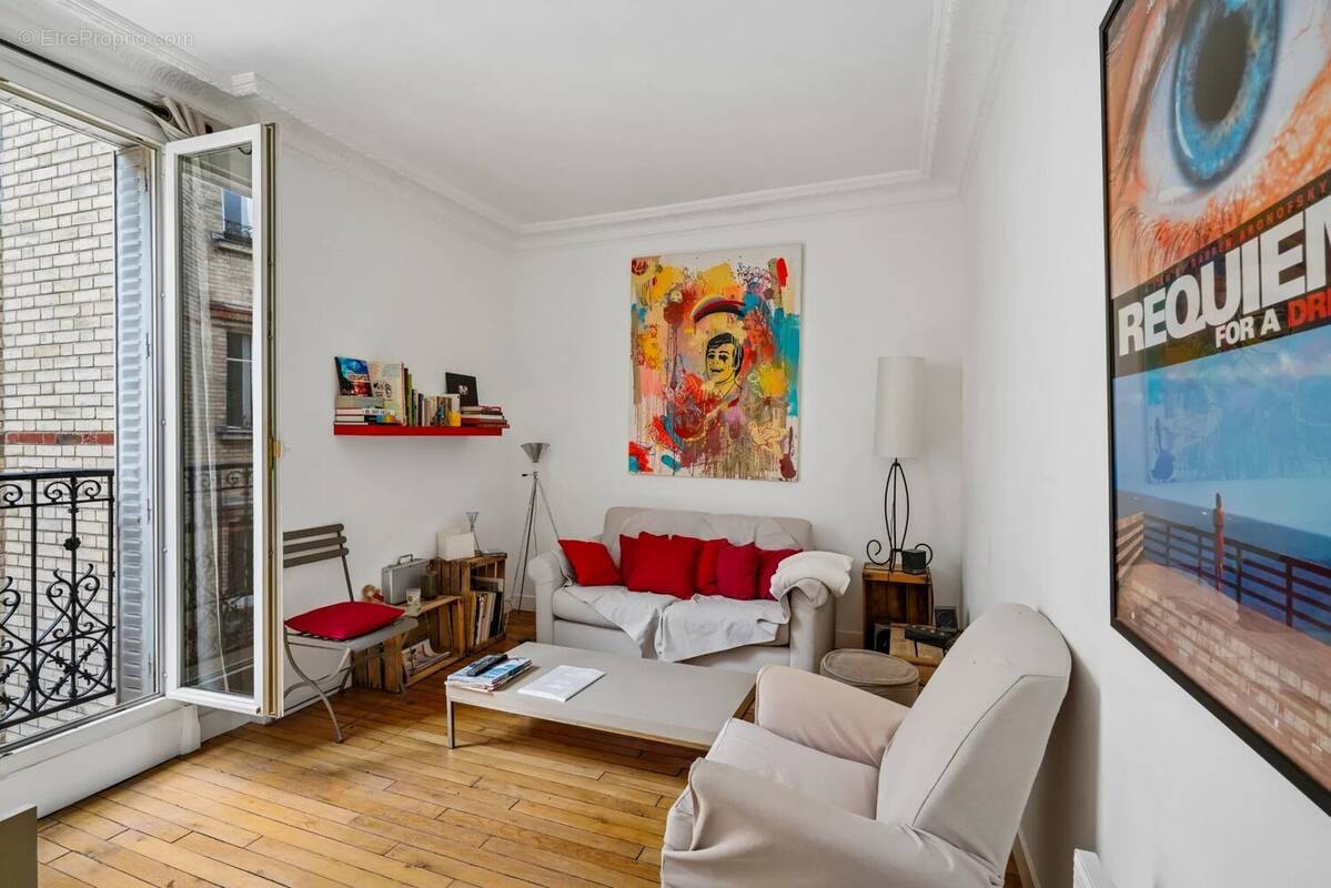 Appartement à PARIS-18E