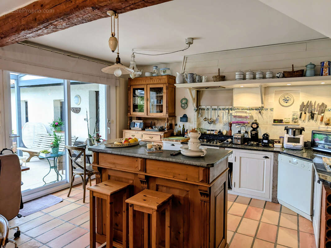 Maison à GROFFLIERS