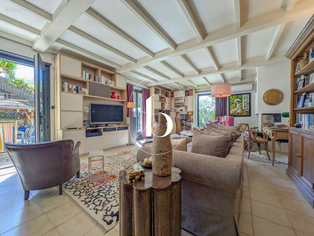 Maison à GOUDARGUES