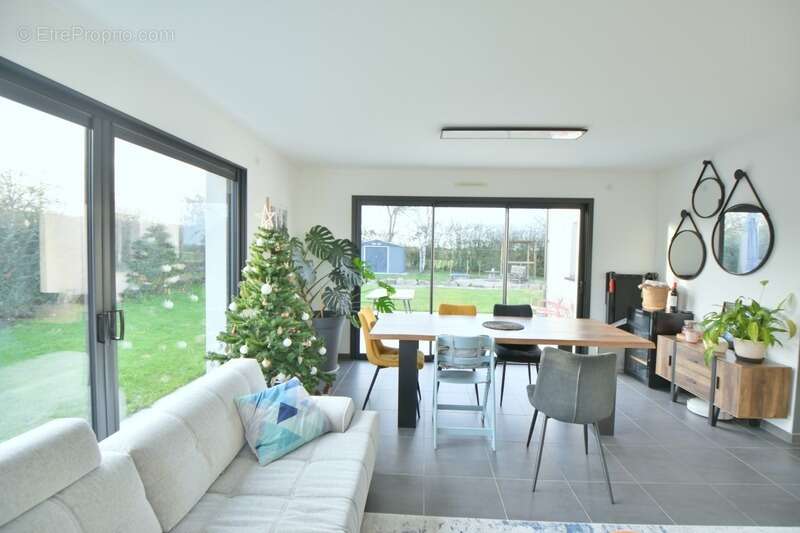 Maison à LA REMAUDIERE