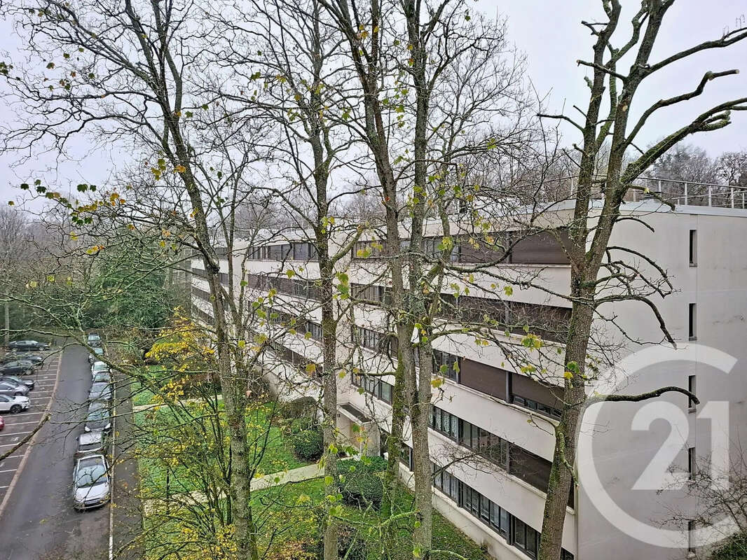 Appartement à VAUX-LE-PENIL