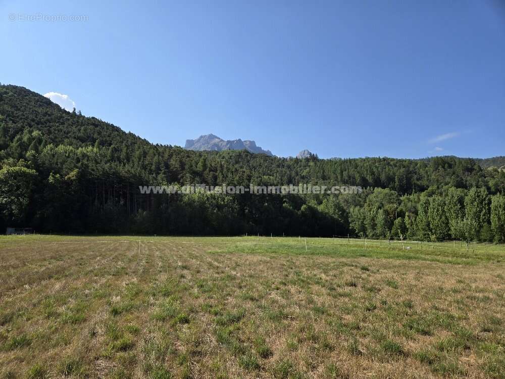 Terrain constructible - Barcelonnette - Proche centre-ville - photo 3