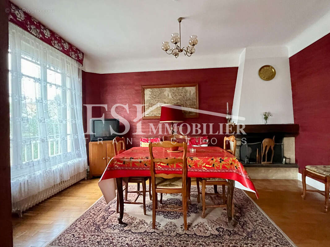 Maison à SAINT-LEU-LA-FORET