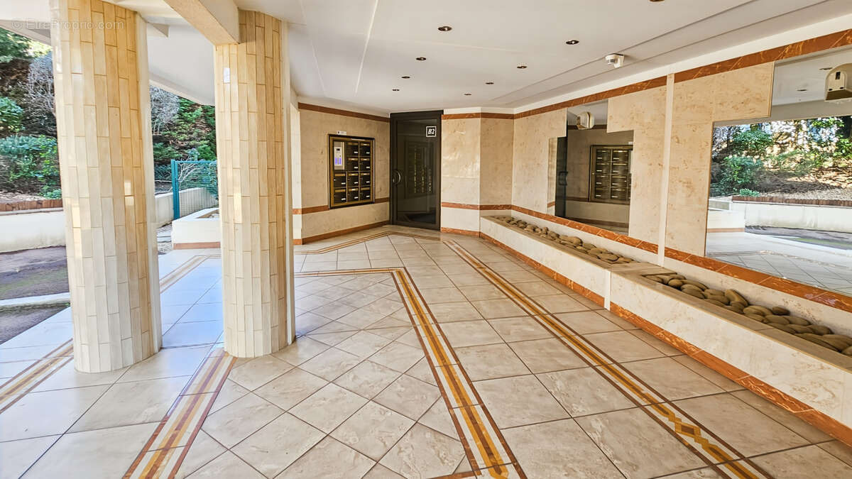 Appartement à SAINT-RAPHAEL