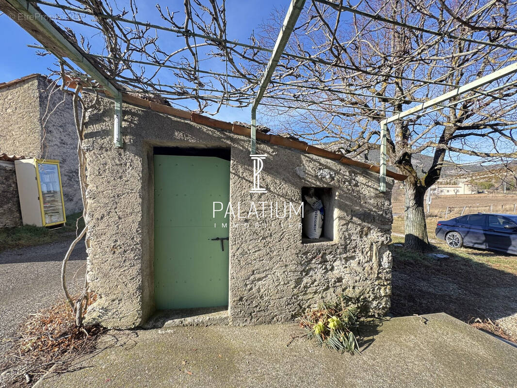 Maison à LA PALUD-SUR-VERDON