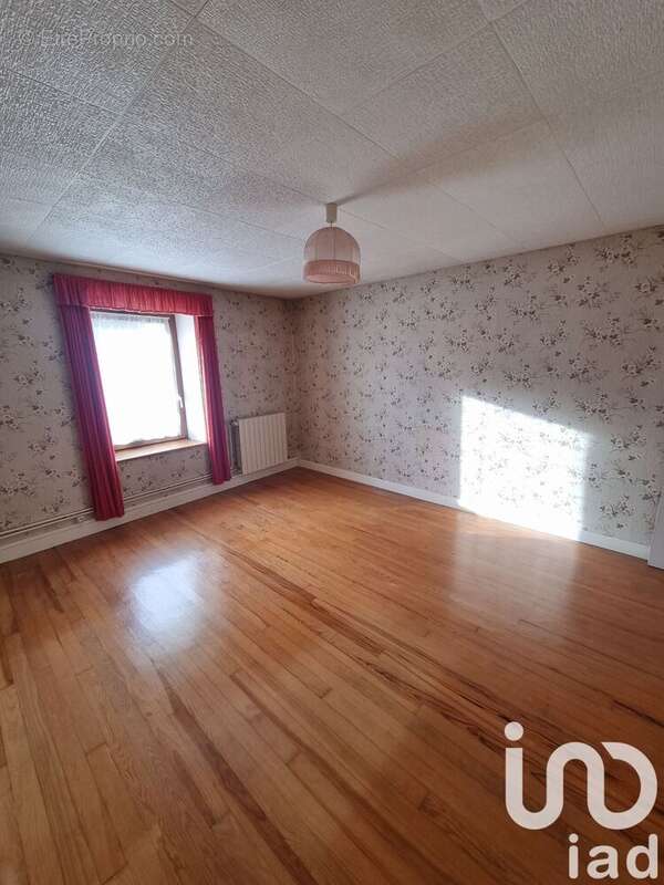 Photo 9 - Maison à VAUX-EN-DIEULET