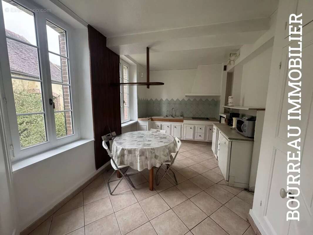 Maison à CHASSY