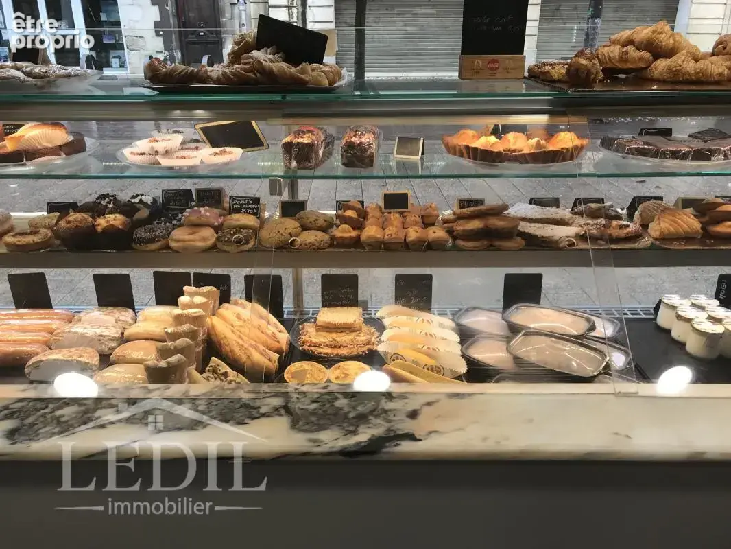 Fonds de Commerce Viennoiserie-Pâtisserie-Snacking à vendre – Hyper centre - photo 2