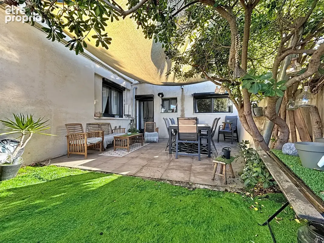 Maison plain-pieds avec jardin - Centre Rognac - photo 10