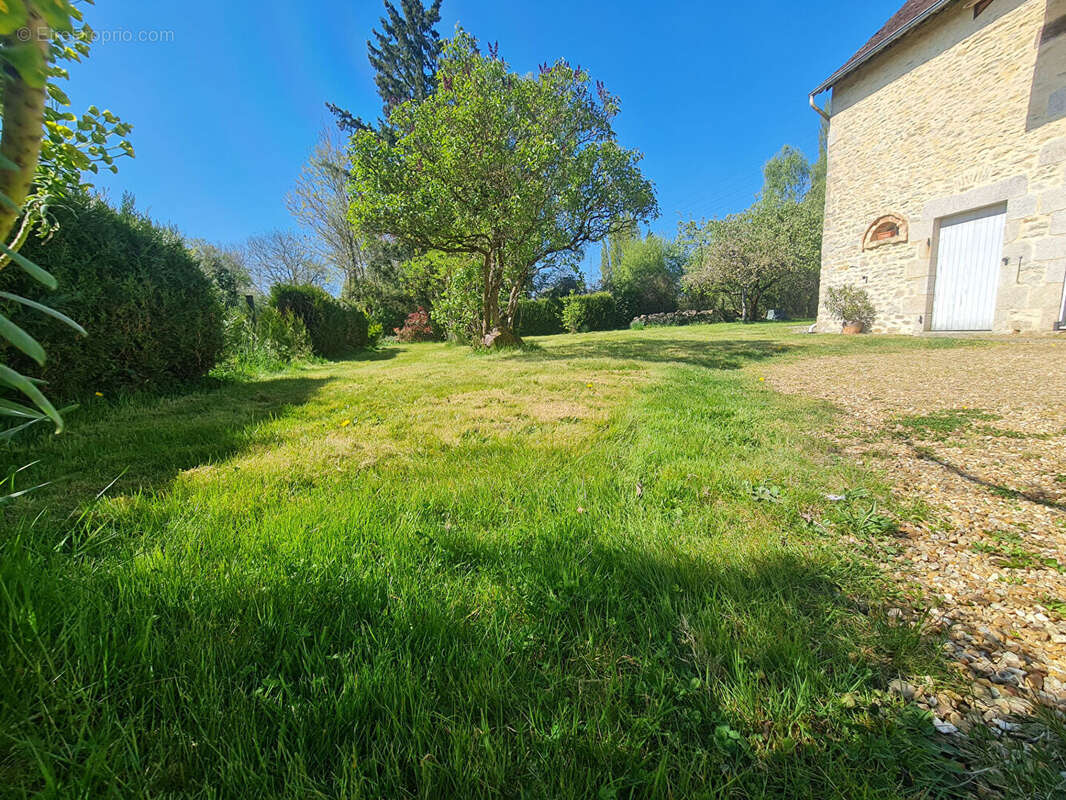 Maison à SAINT-RIGOMER-DES-BOIS