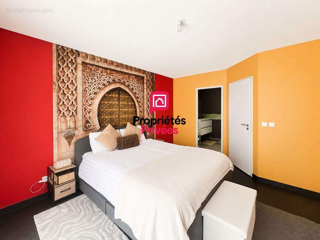 Maison contemporaine 4 chambres avec piscine et terrain constructible - photo 10