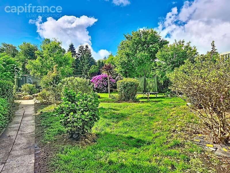 Appartement à LOCRONAN