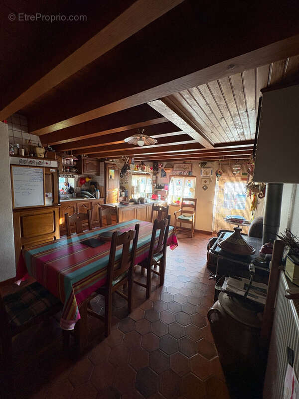 Maison à SAINT-ETIENNE-SUR-USSON