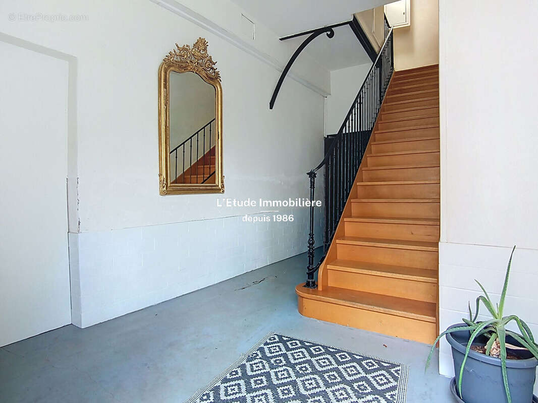 Appartement à FONTAINES-SUR-SAONE