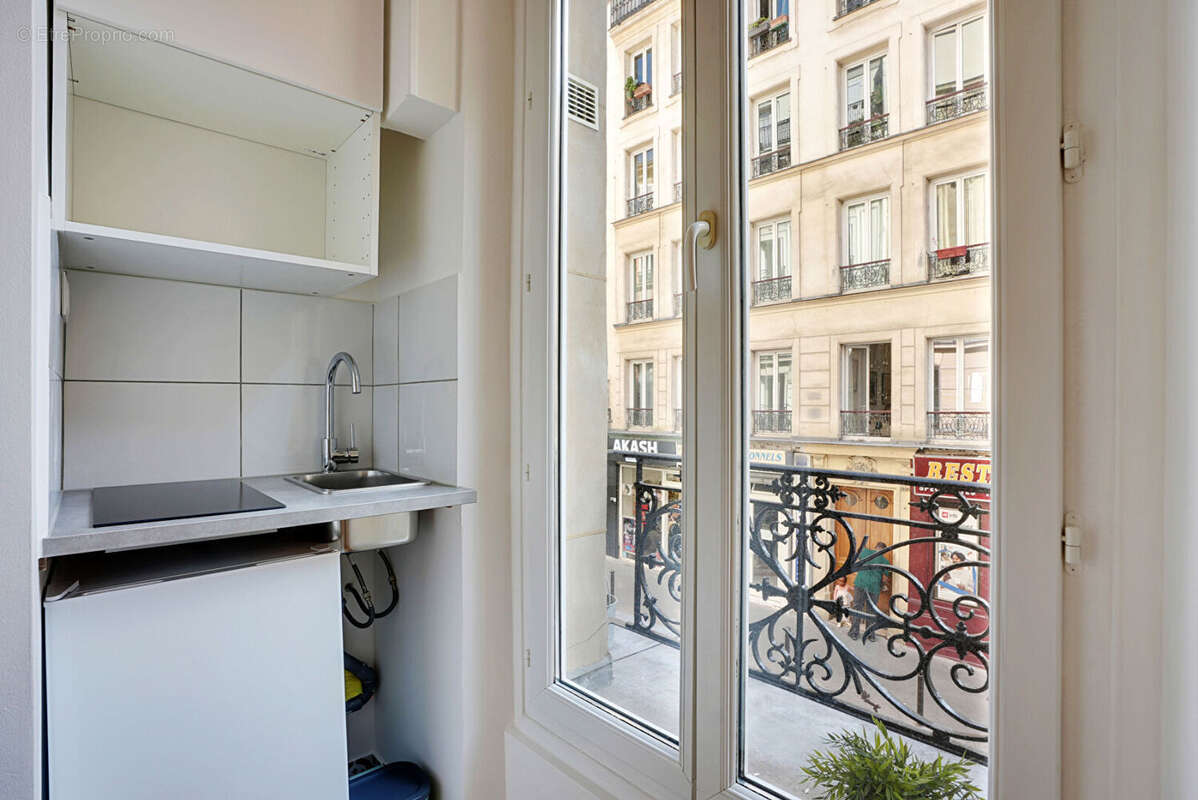 Appartement à PARIS-17E