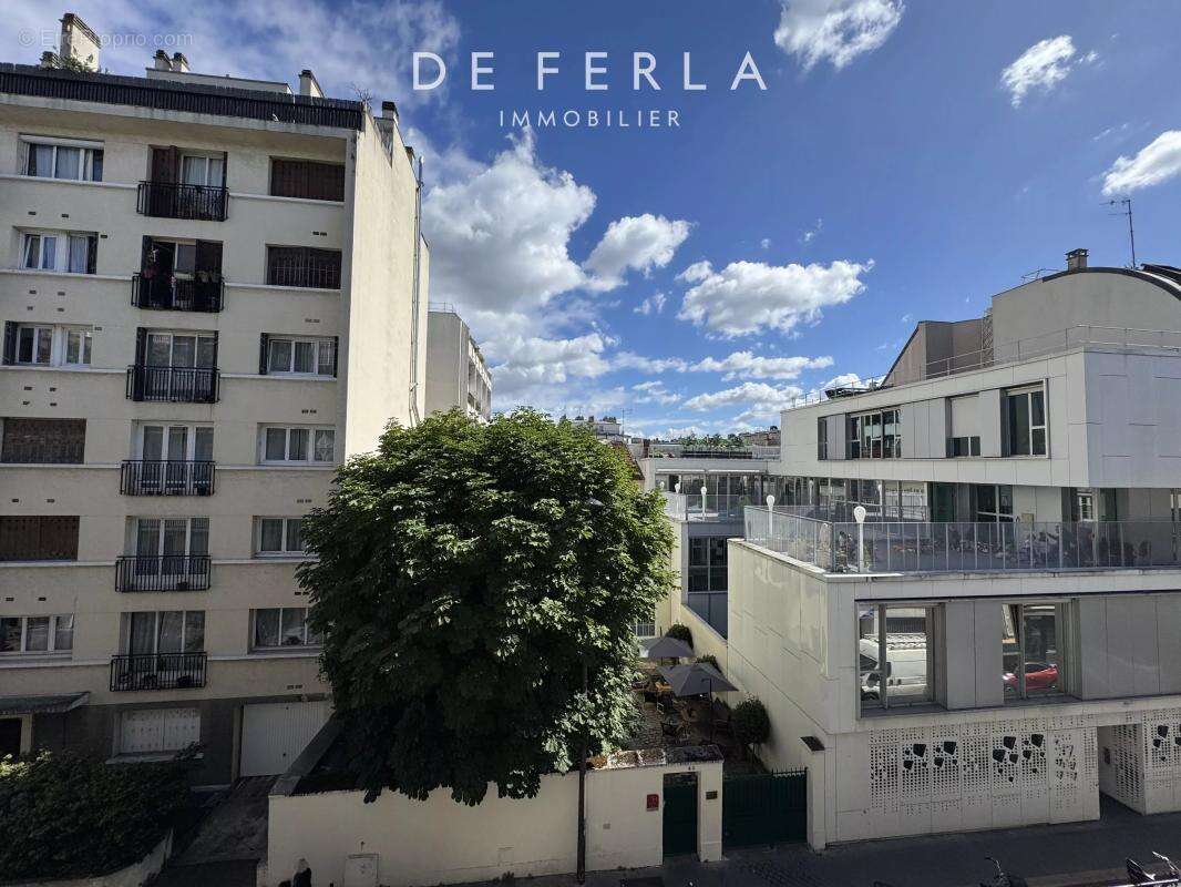 Appartement à PARIS-14E