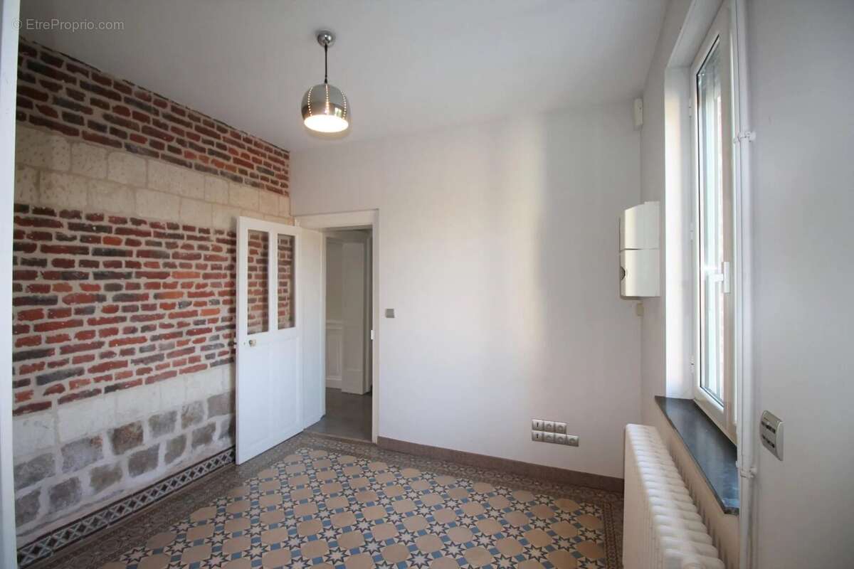 Maison à SAINT-HILAIRE-LEZ-CAMBRAI