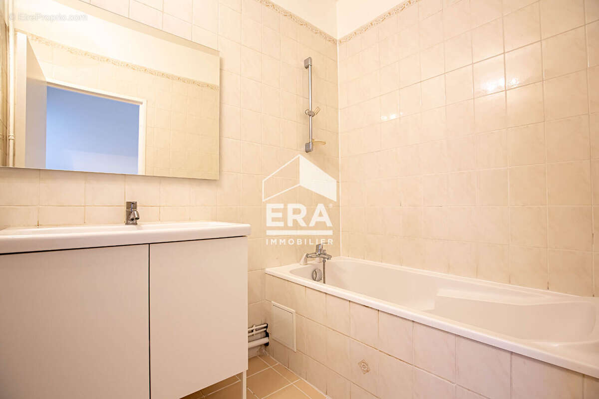Appartement à PARIS-12E