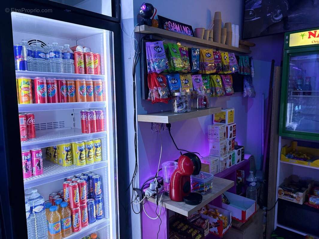 Nice (06300) / route de turin - vente murs commerciaux occupés - 10% rentabilité - photo 3