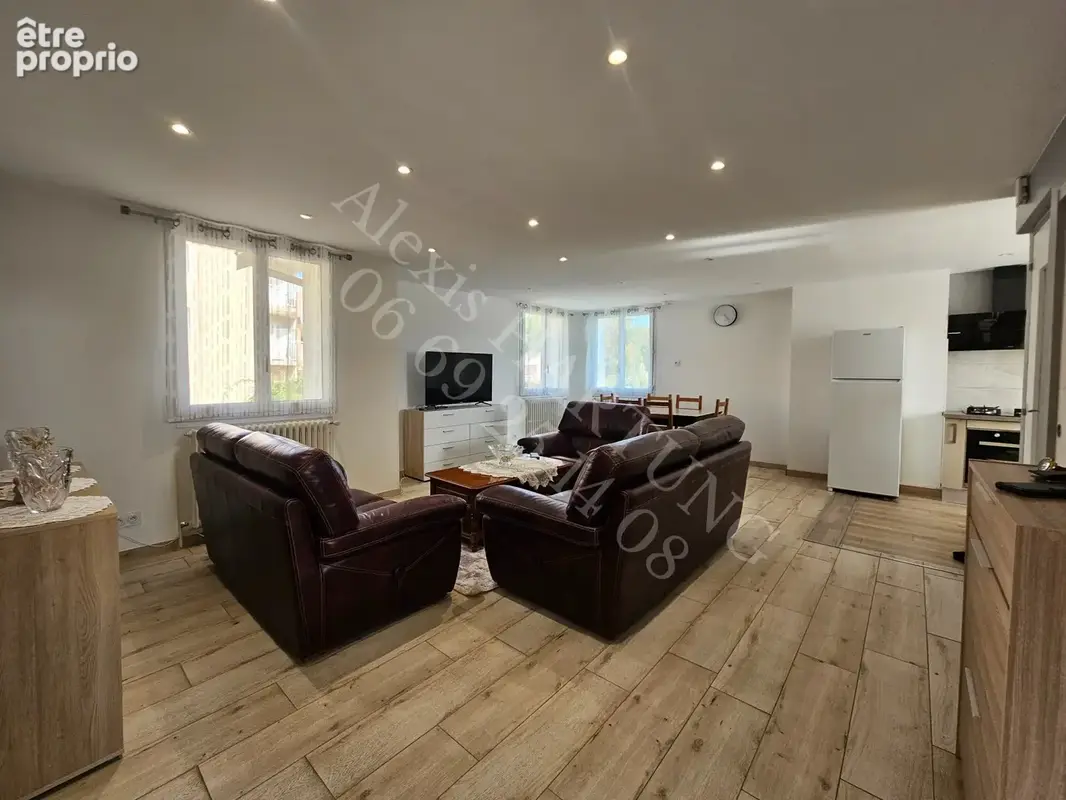 Maison 119 m² à Bourg-En-Bresse  - photo 1