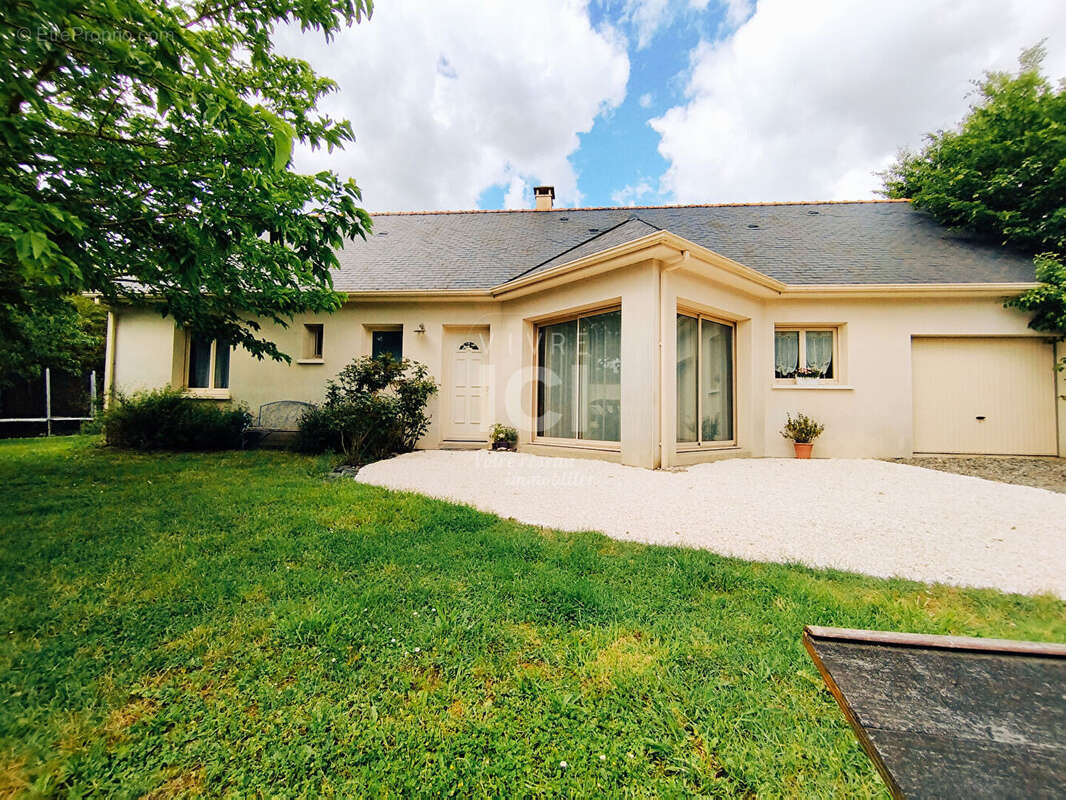 Maison à SAINT-MATHURIN-SUR-LOIRE