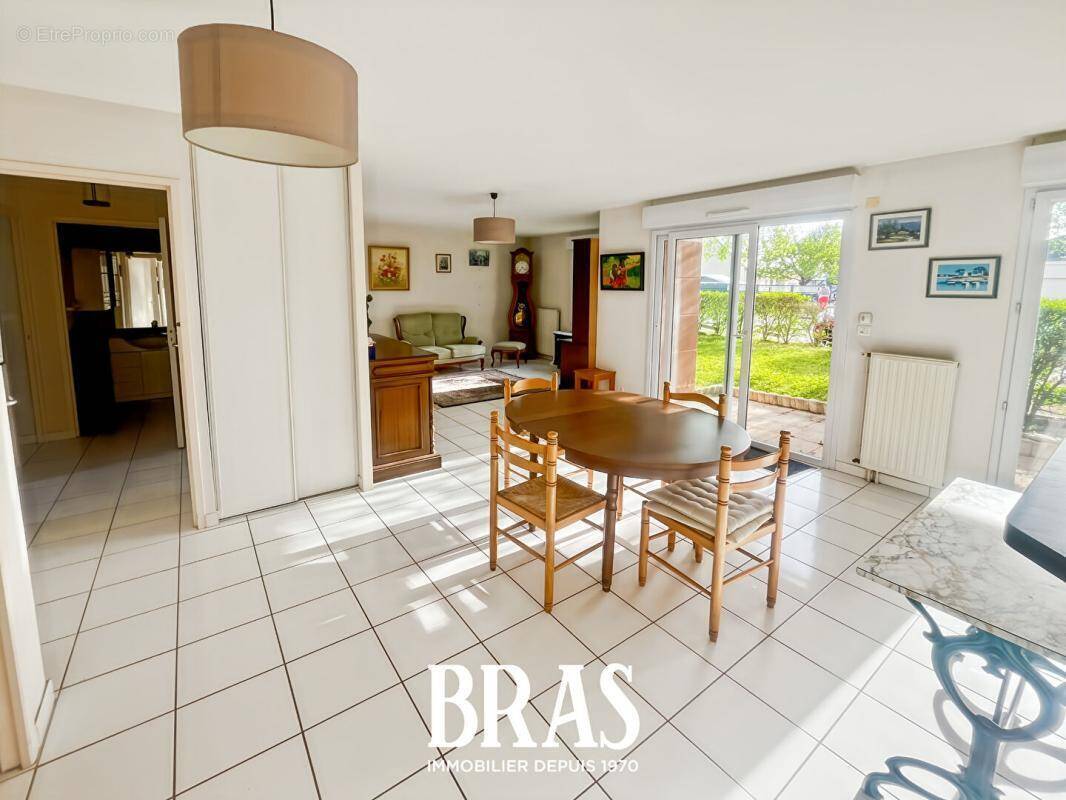 Appartement à LE POULIGUEN