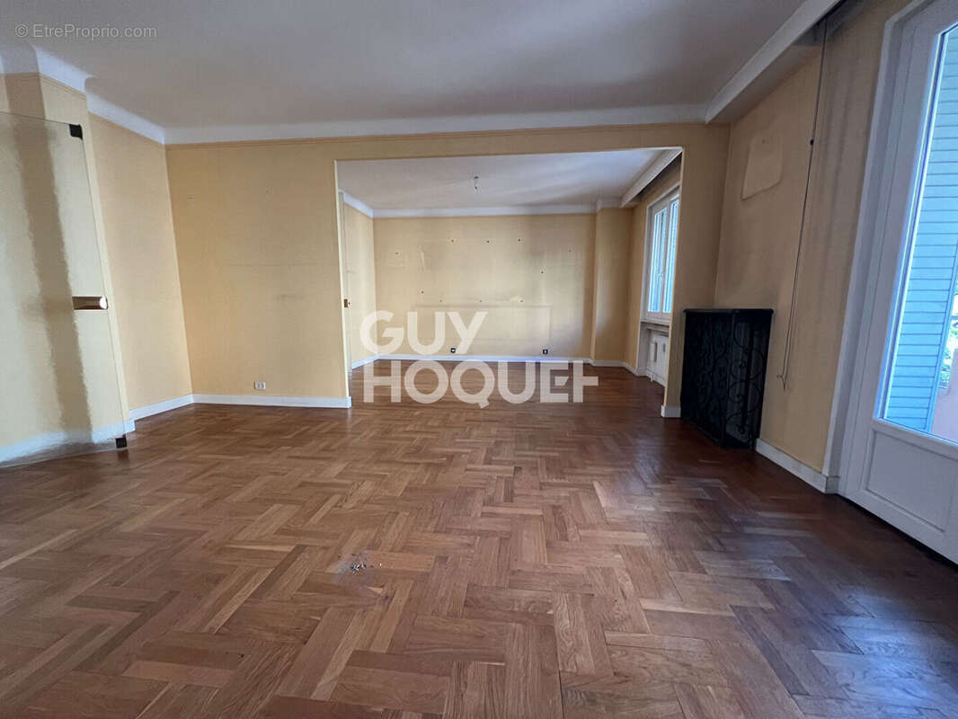 Appartement à LYON-7E