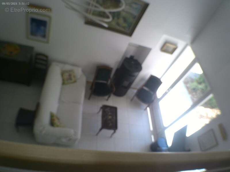 CHATEAUBERNARD A Vendre Maison 8 Pièces avec Studio 2 Pièces - photo 14