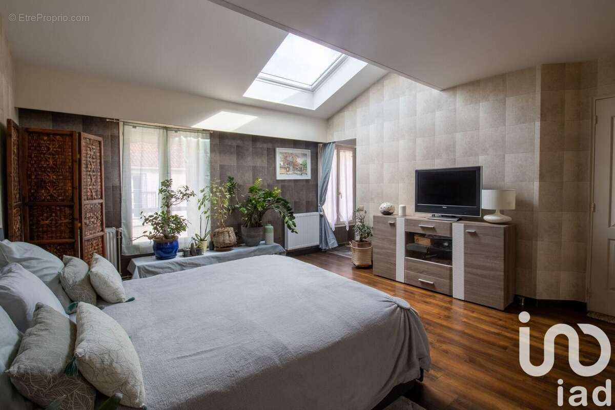 Photo 8 - Maison à CHENNEVIERES-SUR-MARNE