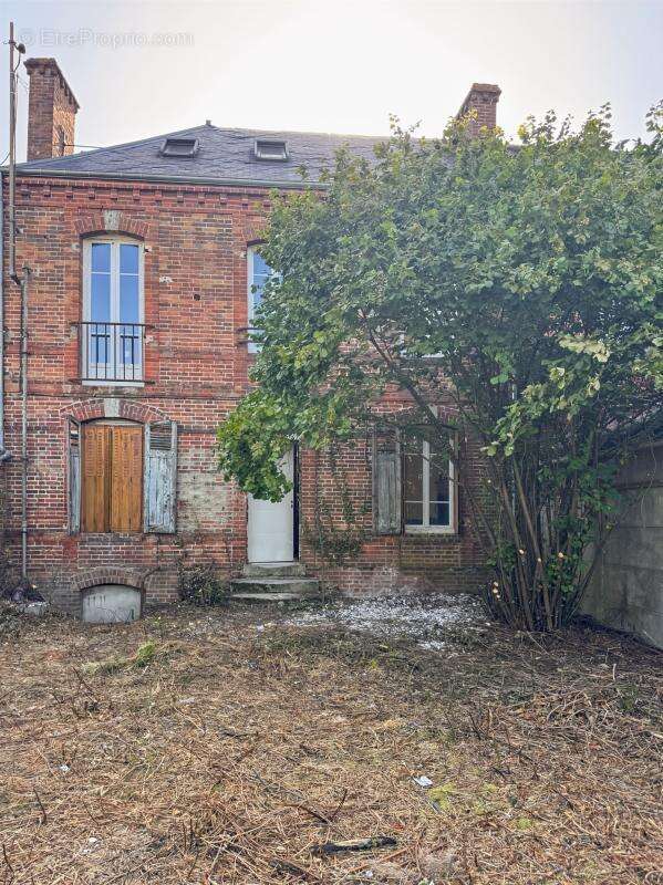Maison à LAMOTTE-BEUVRON