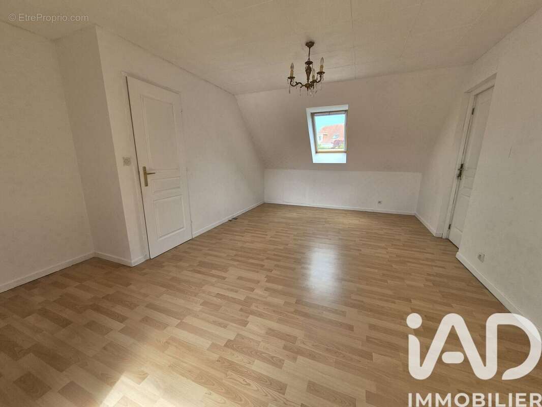 Photo 8 - Maison à LA CAPELLE-LES-BOULOGNE
