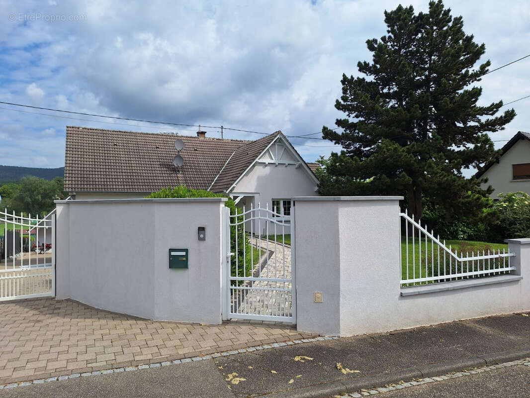 Maison à PREUSCHDORF