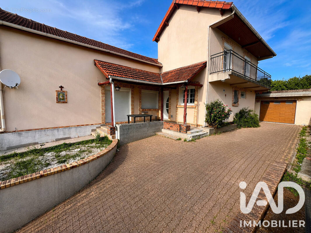 Photo 1 - Maison à LUCE