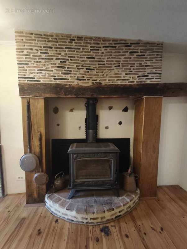 Maison 143 m² à Massignac  - photo 7