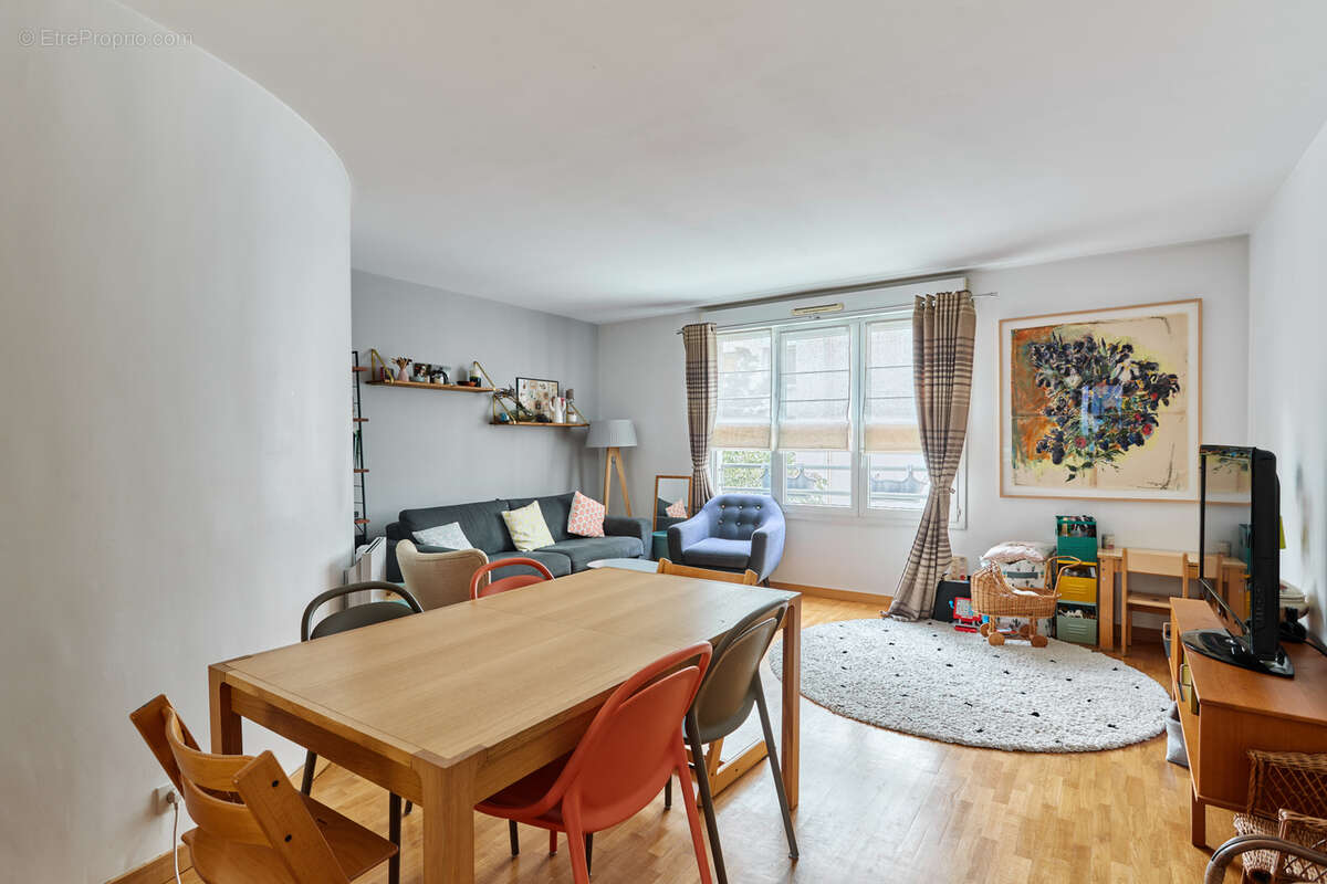 Appartement à ASNIERES-SUR-SEINE