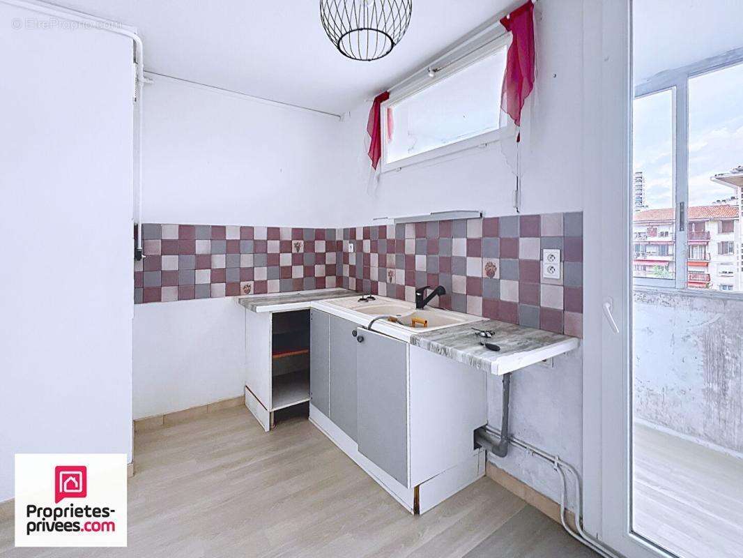 Appartement à SALON-DE-PROVENCE