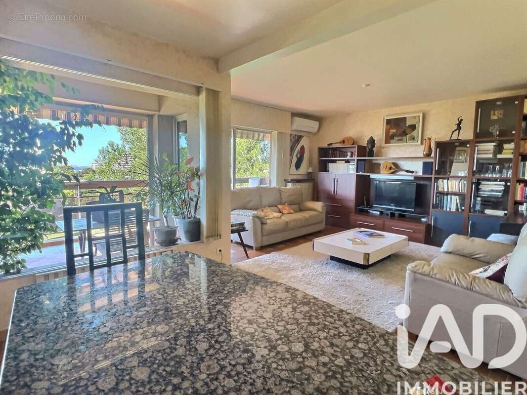 Photo 3 - Appartement à MARSEILLE-9E