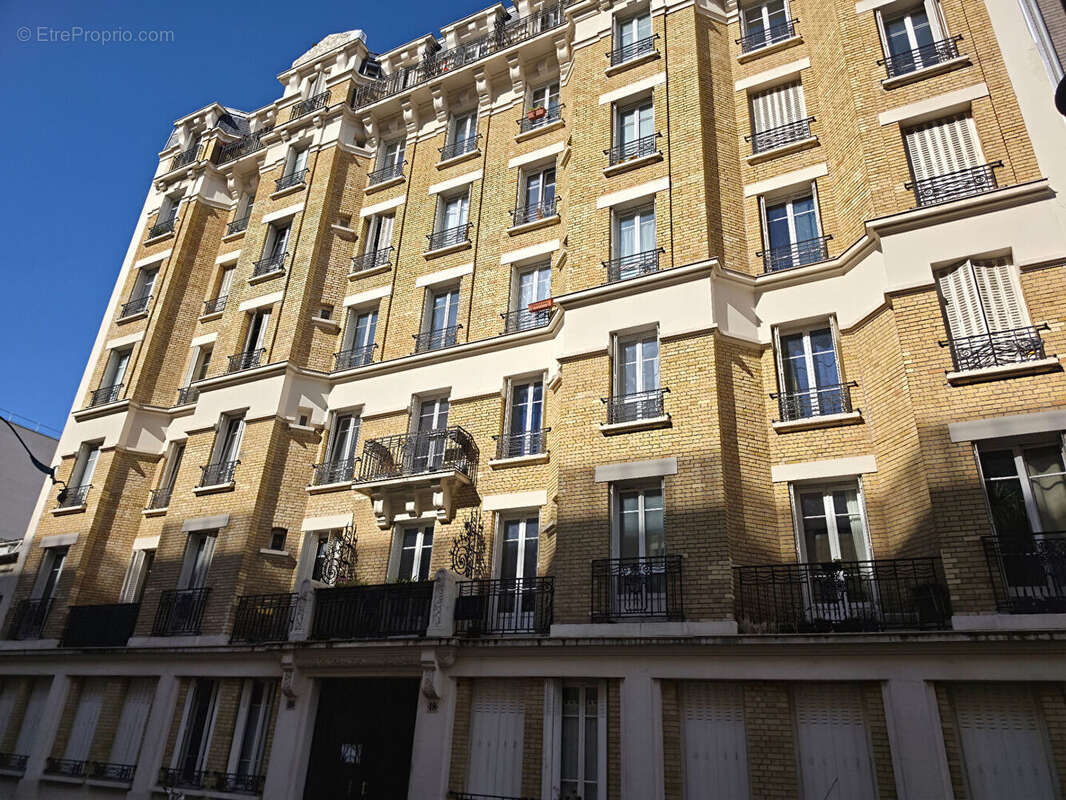 Appartement à CLICHY