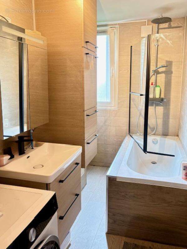 Appartement à NEUILLY-SUR-MARNE