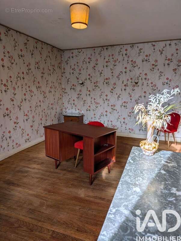 Appartement 201 m² à Saint-Seurin-Sur-L'isle  - photo 4