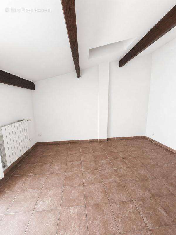 Maison à CORRENS