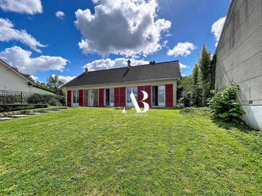 Maison à HERICY