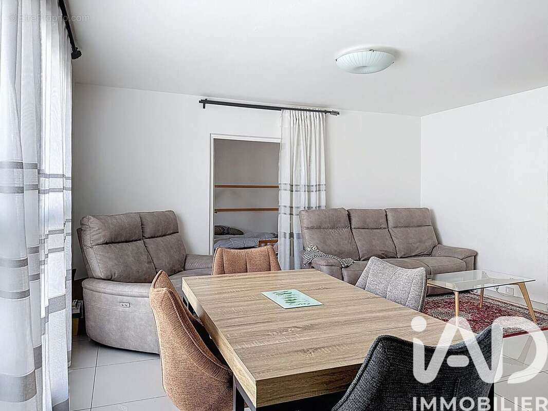 Photo 2 - Appartement à VILLENEUVE-LA-GARENNE