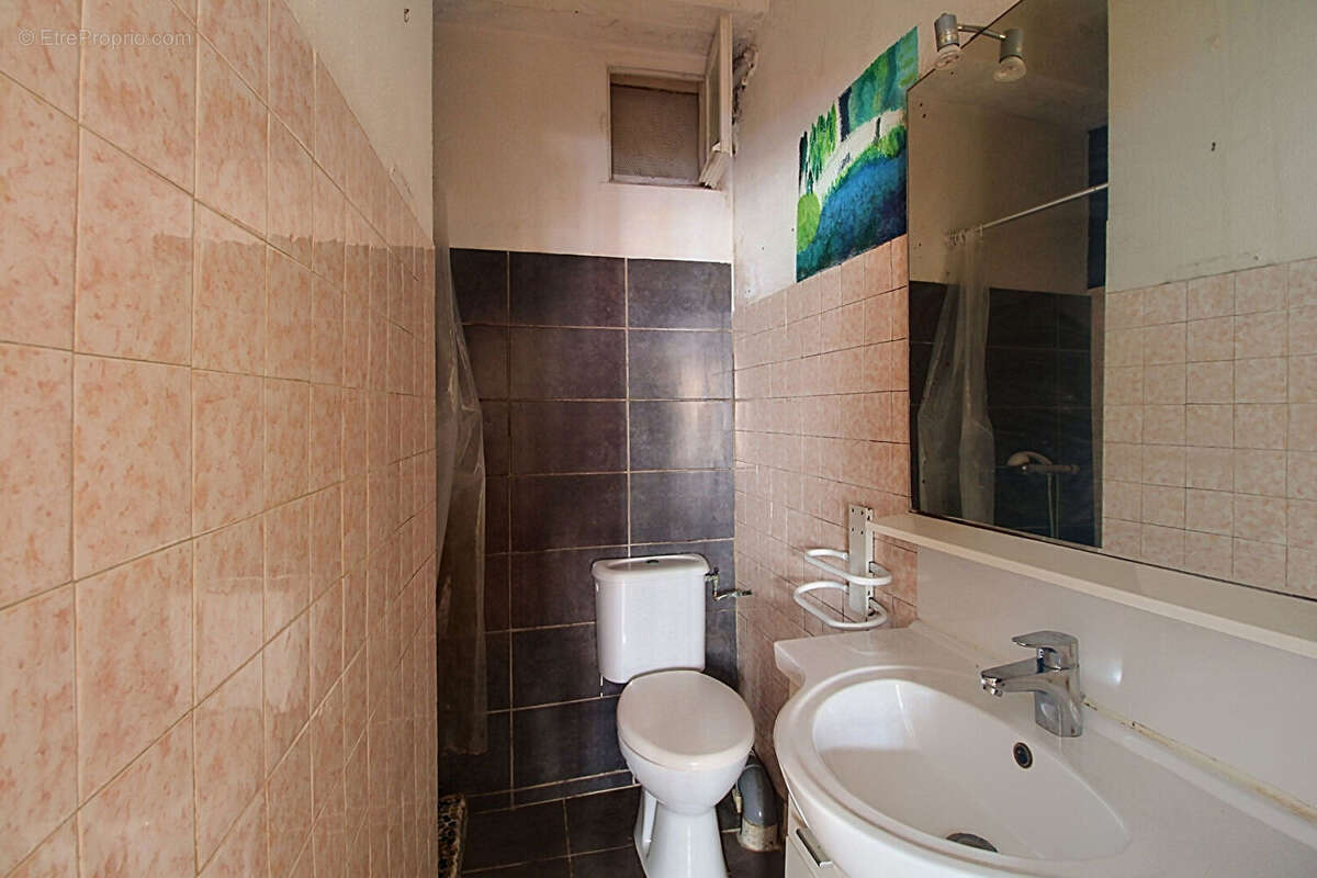 EXCLUSIVITE ! A VENDRE DRAGUIGNAN studio + appartement T2 + combles + cave - photo 10