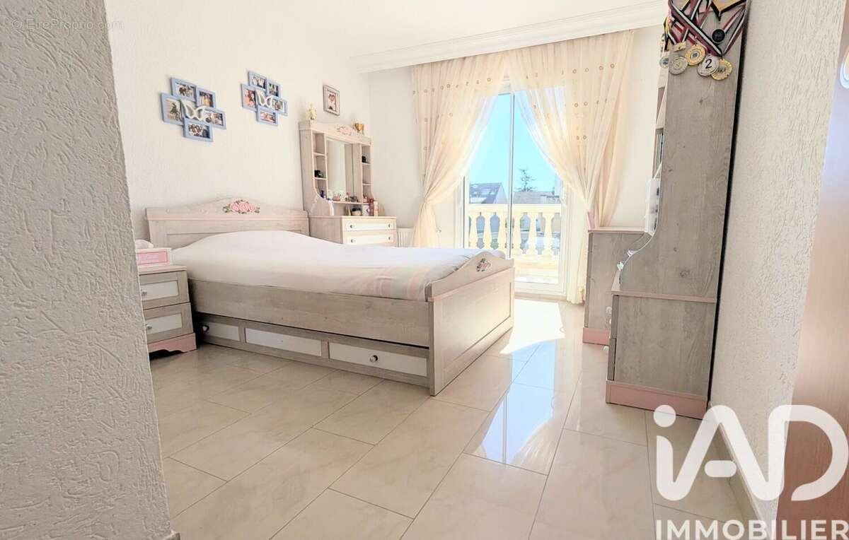 Photo 6 - Maison à CORMONTREUIL